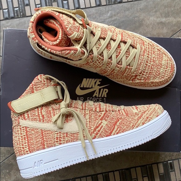 Meet your Posher, Vans - Picture 7 of 12